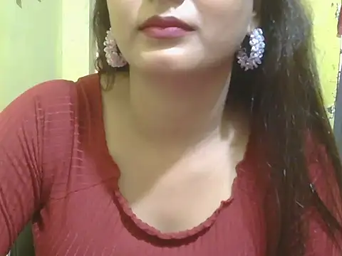 Snapshot of Model-Tanya chatting on February 11, 8:58 am Model-Tanya online show from February 11, 8:58 am