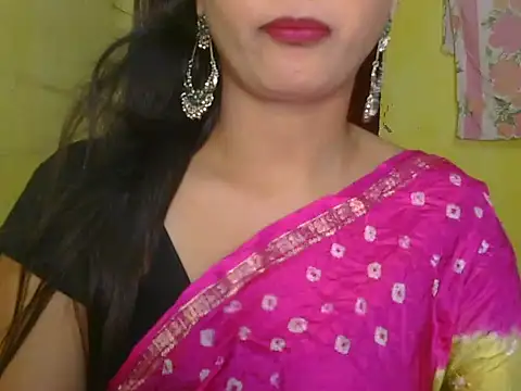 Snapshot of Model-Tanya chatting on February 18, 6:26 pm Model-Tanya online show from February 18, 6:26 pm