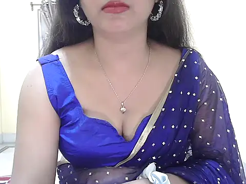 Model-Tanya online show from March 7, 3:20 pm