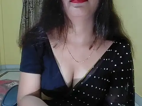 Snapshot of Model-Tanya chatting on August 8, 5:15 pm Model-Tanya online show from August 8, 5:15 pm