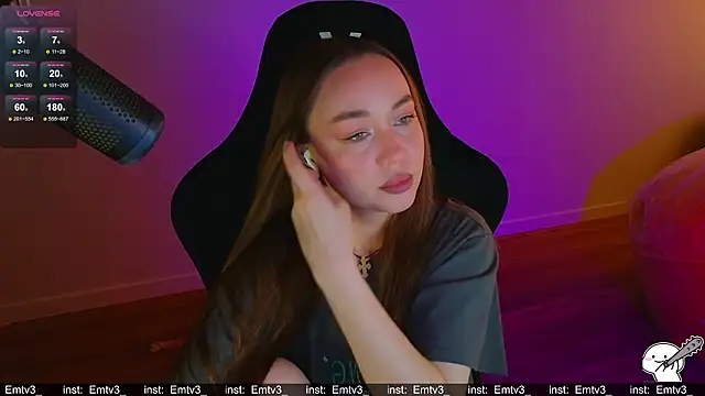 Emili1- online show from March 29, 8:25 am