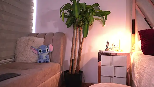  Andyy   online show from March 23, 3:38 pm