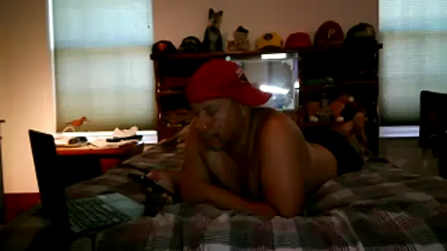 Snapshot of pimpdaddy4ever chatting on October 4, 8:07 pm pimpdaddy4ever online show from October 4, 8:07 pm