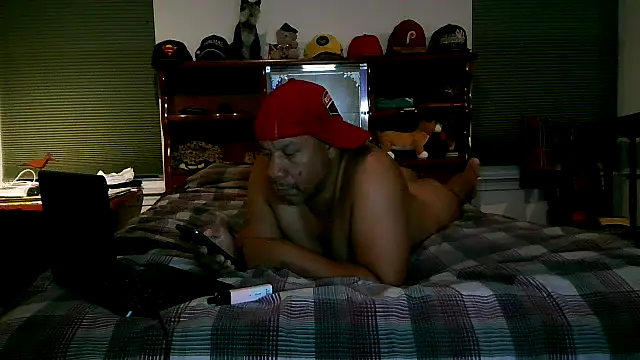 Snapshot of pimpdaddy4ever chatting on October 8, 10:57 am pimpdaddy4ever online show from October 8, 10:57 am