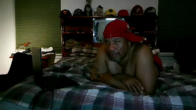 Snapshot of pimpdaddy4ever chatting on October 11, 3:39 am pimpdaddy4ever online show from October 11, 3:39 am