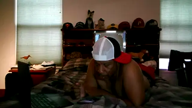 Snapshot of pimpdaddy4ever chatting on October 15, 4:07 pm pimpdaddy4ever online show from October 15, 4:07 pm