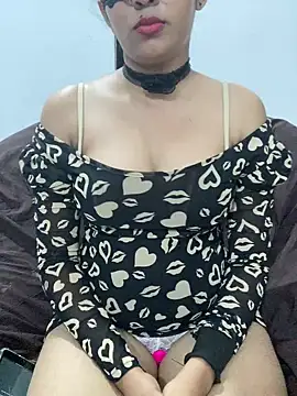 little shadow online show from March 3, 8:43 pm