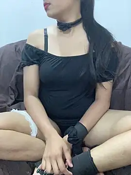 little shadow online show from March 7, 9:06 pm