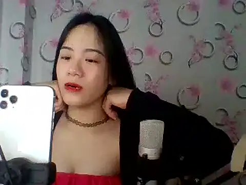 Snapshot of Nana-68 chatting on January 27, 5:36 am Nana-68 online show from January 27, 5:36 am