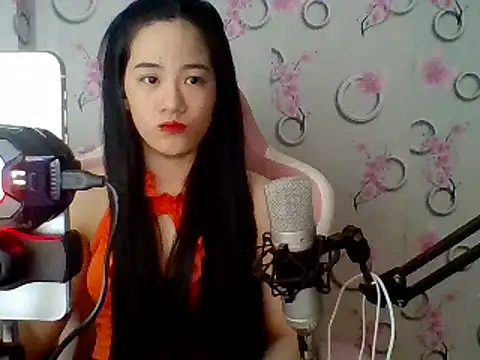 Snapshot of Nana-68 chatting on February 26, 4:03 am Nana-68 online show from February 26, 4:03 am