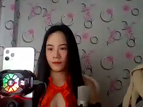 Snapshot of Nana-68 chatting on March 1, 5:09 am Nana-68 online show from March 1, 5:09 am