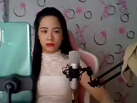 Snapshot of Nana-68 chatting on March 11, 4:21 am Nana-68 online show from March 11, 4:21 am
