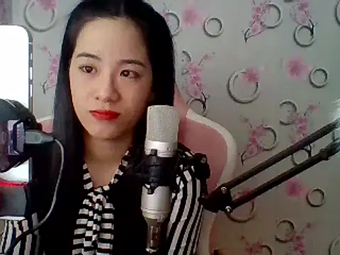 Snapshot of Nana-68 chatting on March 21, 4:29 pm Nana-68 online show from March 21, 4:29 pm