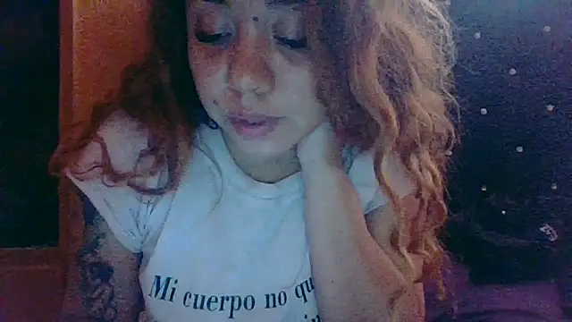 Jennxdolls online show from April 17, 4:54 pm