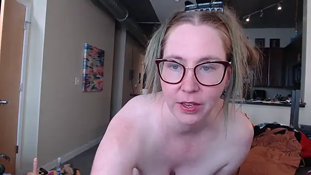 littlelustlamb online show from September 29, 8:13 pm