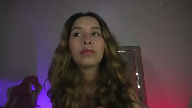 little-Emma online show from May 25, 11:22 pm
