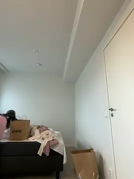 Black Dolll online show from April 26, 2:59 pm