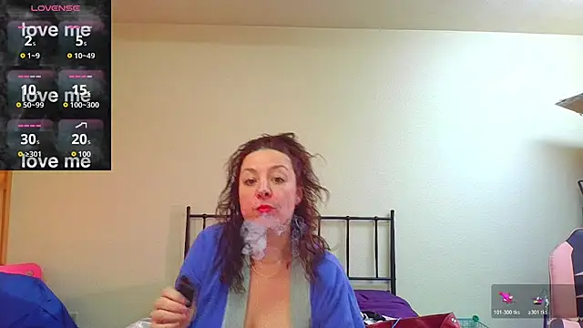 MonroeLoves online show from January 17, 5:56 am