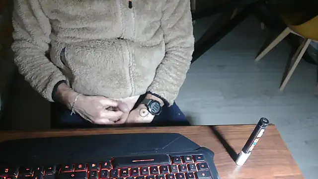 Adri gard online show from February 20, 9:15 pm