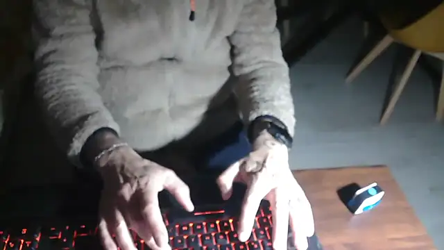 Adri gard online show from March 9, 9:41 pm