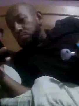 pineda1689 online show from December 17, 3:49 pm