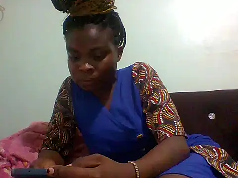 Snapshot of sexxyqueenn22 chatting on October 20, 5:02 pm sexxyqueenn22 online show from October 20, 5:02 pm