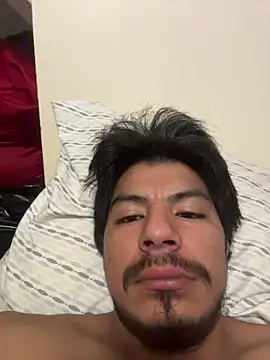 Snapshot of MynameisPaco chatting on October 30, 2:18 pm MynameisPaco online show from October 30, 2:18 pm