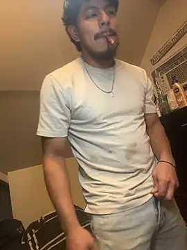 Snapshot of MynameisPaco chatting on November 25, 8:20 pm MynameisPaco online show from November 25, 8:20 pm