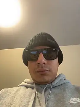 MynameisPaco online show from February 10, 4:33 pm