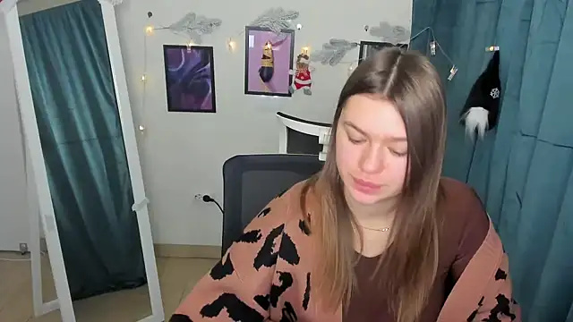 Snapshot of Josephine_Kiss chatting on December 14, 7:51 am Josephine Kiss online show from December 14, 7:51 am