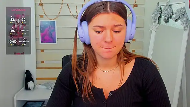 Snapshot of Josephine_Kiss chatting on December 29, 12:45 pm Josephine Kiss online show from December 29, 12:45 pm