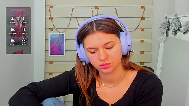 Snapshot of Josephine_Kiss chatting on December 30, 11:48 am Josephine Kiss online show from December 30, 11:48 am