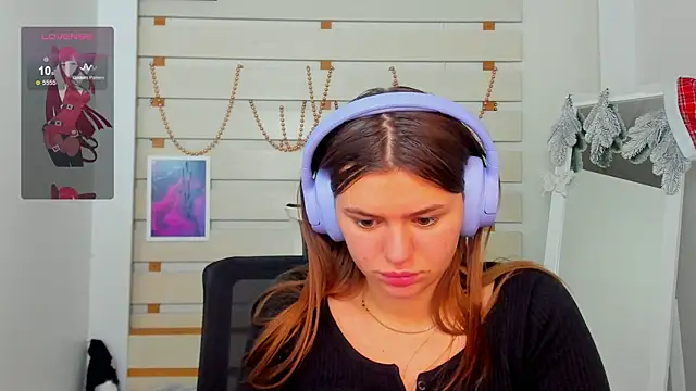 Snapshot of Josephine_Kiss chatting on December 30, 2:51 pm Josephine Kiss online show from December 30, 2:51 pm