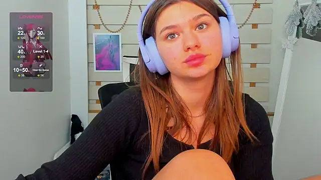 Snapshot of Josephine_Kiss chatting on December 30, 5:55 pm Josephine Kiss online show from December 30, 5:55 pm