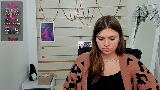 Snapshot of Josephine_Kiss chatting on January 10, 2:13 pm Josephine Kiss online show from January 10, 2:13 pm