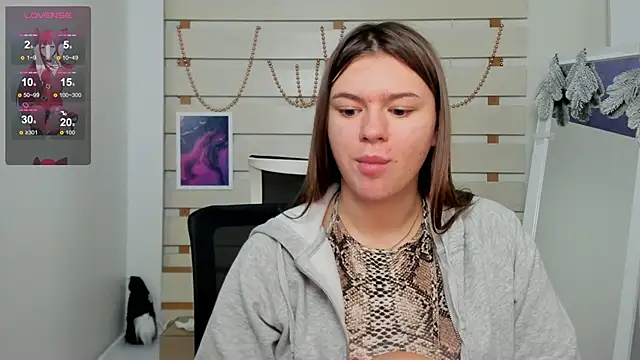 Snapshot of Josephine_Kiss chatting on January 15, 2:13 pm Josephine Kiss online show from January 15, 2:13 pm