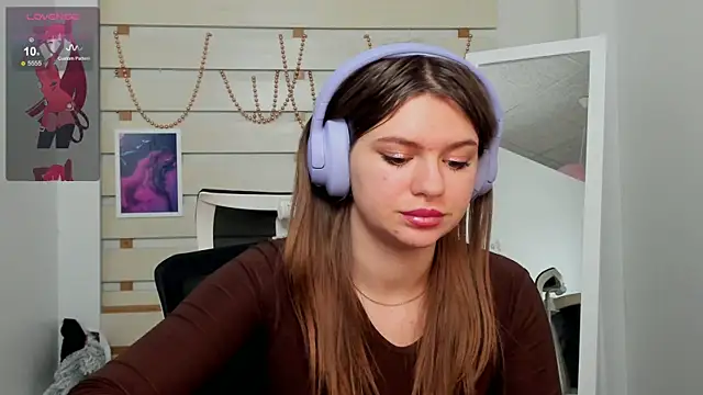 Snapshot of Josephine_Kiss chatting on January 18, 11:32 am Josephine Kiss online show from January 18, 11:32 am