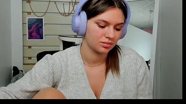 Snapshot of Josephine_Kiss chatting on January 21, 4:05 pm Josephine Kiss online show from January 21, 4:05 pm