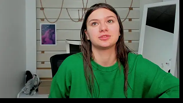 Snapshot of Josephine_Kiss chatting on January 28, 9:40 pm Josephine Kiss online show from January 28, 9:40 pm