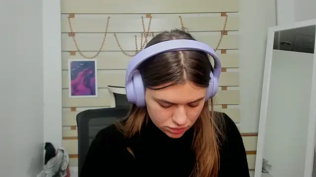 Snapshot of Josephine_Kiss chatting on February 8, 3:30 am Josephine Kiss online show from February 8, 3:30 am