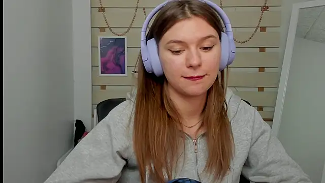 Snapshot of Josephine_Kiss chatting on February 25, 3:49 pm Josephine Kiss online show from February 25, 3:49 pm