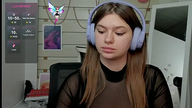 Snapshot of Josephine_Kiss chatting on March 9, 1:59 pm Josephine Kiss online show from March 9, 1:59 pm