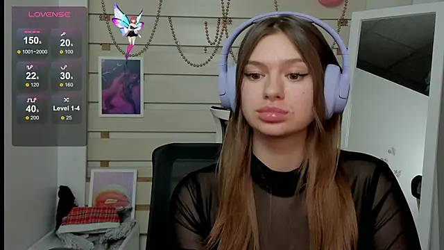 Snapshot of Josephine_Kiss chatting on March 9, 5:06 pm Josephine Kiss online show from March 9, 5:06 pm