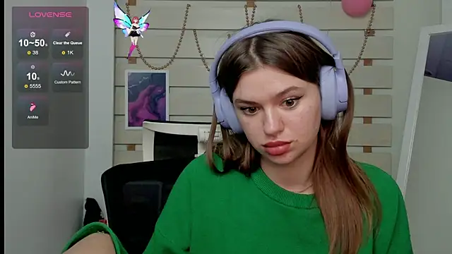 Snapshot of Josephine_Kiss chatting on March 13, 4:12 pm Josephine Kiss online show from March 13, 4:12 pm