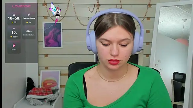 Snapshot of Josephine_Kiss chatting on March 21, 4:40 pm Josephine Kiss online show from March 21, 4:40 pm