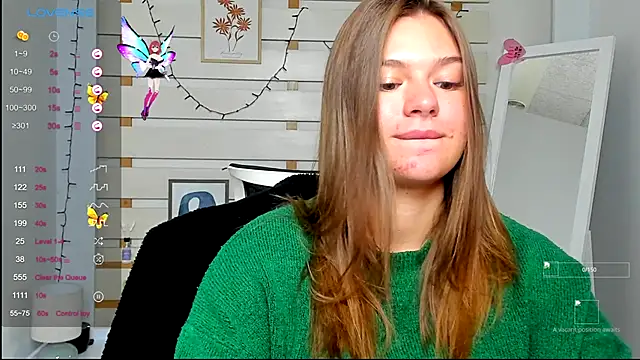 Snapshot of Josephine_Kiss chatting on October 2, 2:24 pm Josephine Kiss online show from October 2, 2:24 pm