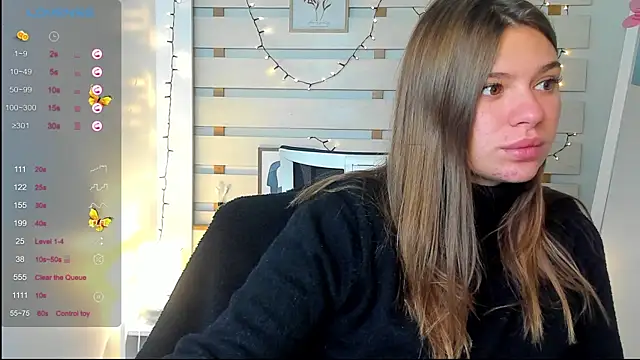 Snapshot of Josephine_Kiss chatting on October 3, 12:24 pm Josephine Kiss online show from October 3, 12:24 pm