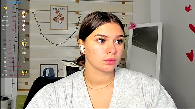 Snapshot of Josephine_Kiss chatting on October 21, 12:39 pm Josephine Kiss online show from October 21, 12:39 pm