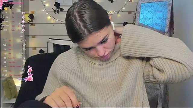 Snapshot of Josephine_Kiss chatting on October 27, 1:37 pm Josephine Kiss online show from October 27, 1:37 pm