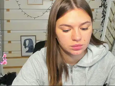 Snapshot of Josephine_Kiss chatting on November 28, 12:19 pm Josephine Kiss online show from November 28, 12:19 pm